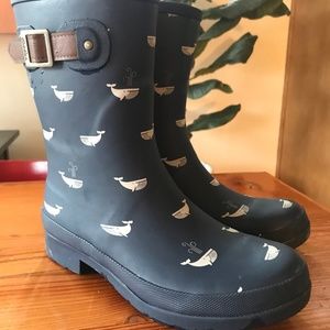 CHOOKA EASTLAKE WHALES DIANA MID RAIN BOOT-NAVY